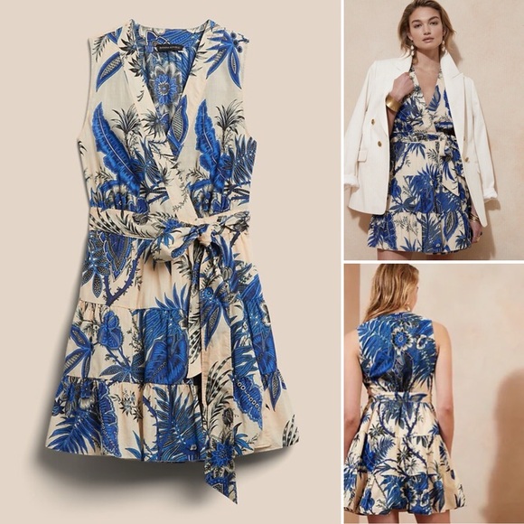Banana Republic Dresses & Skirts - Banana Republic Stampa Wrap Mini Dress